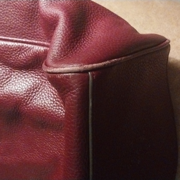 Tory Burch Burgundy Chelsea Chain Hobo Large Tote Imperial Garnet Purse/Bag - Picture 5 of 12